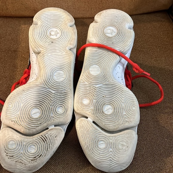 KD Nike Basketball Sneakers in Red Velvet - Picture 3 of 6